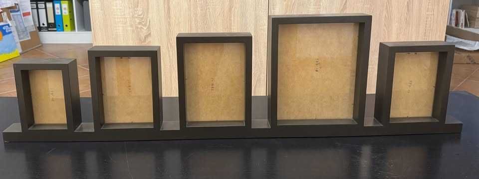 Porta-retratos múltiplo em escada (5 molduras)