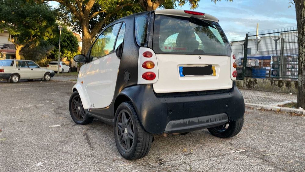 Smart Fortwo Coupé – Estilo, economia e praticidade!
