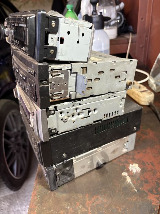 Автомагнітоли робочі 12v