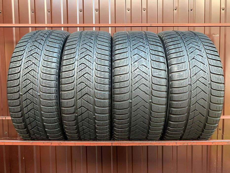225/40 R19 + 255/35 R19 Pirelli Sottozero 3 Run Flat. Шини зимові 4 шт