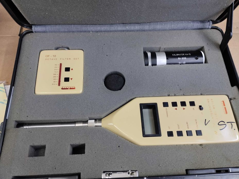 Miernik hałasu IM-10