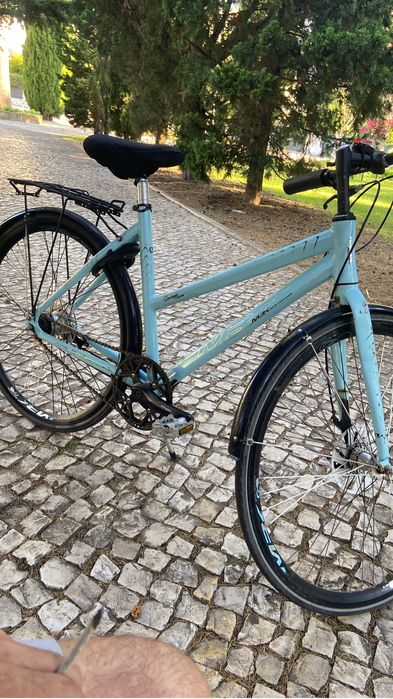 Bicicleta feminina