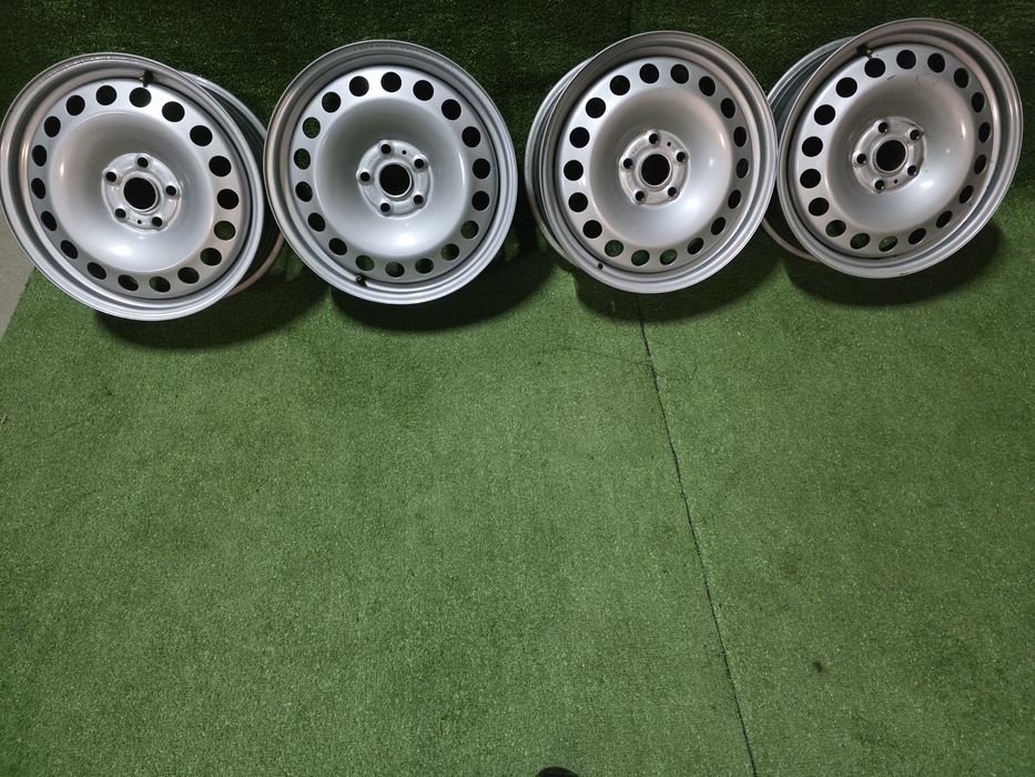 Sprzedam felgi stalowe 5x112 17 Orginalne VW