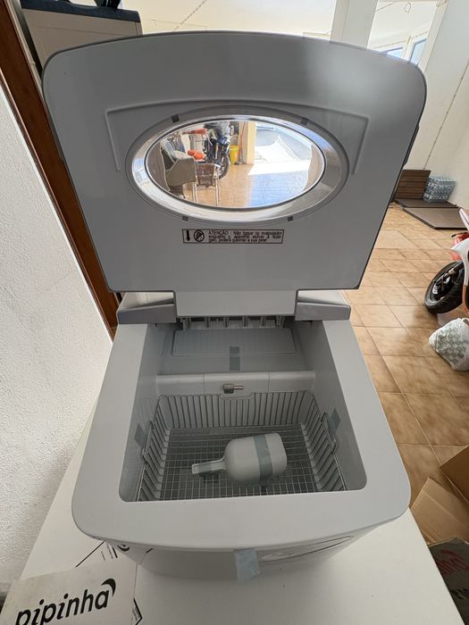 Máquina de Gelo nunca antes usada