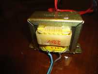 Transformador 220V para 2 x 13V