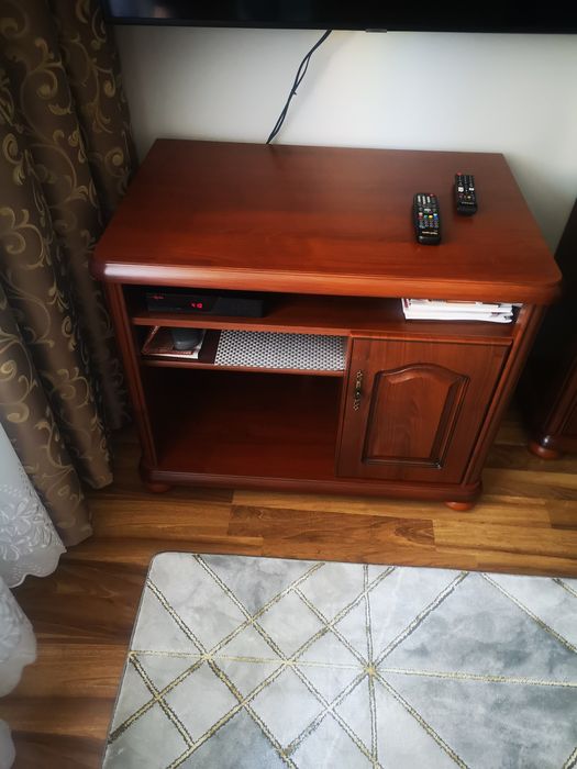 Szafka RTV s. Idealny