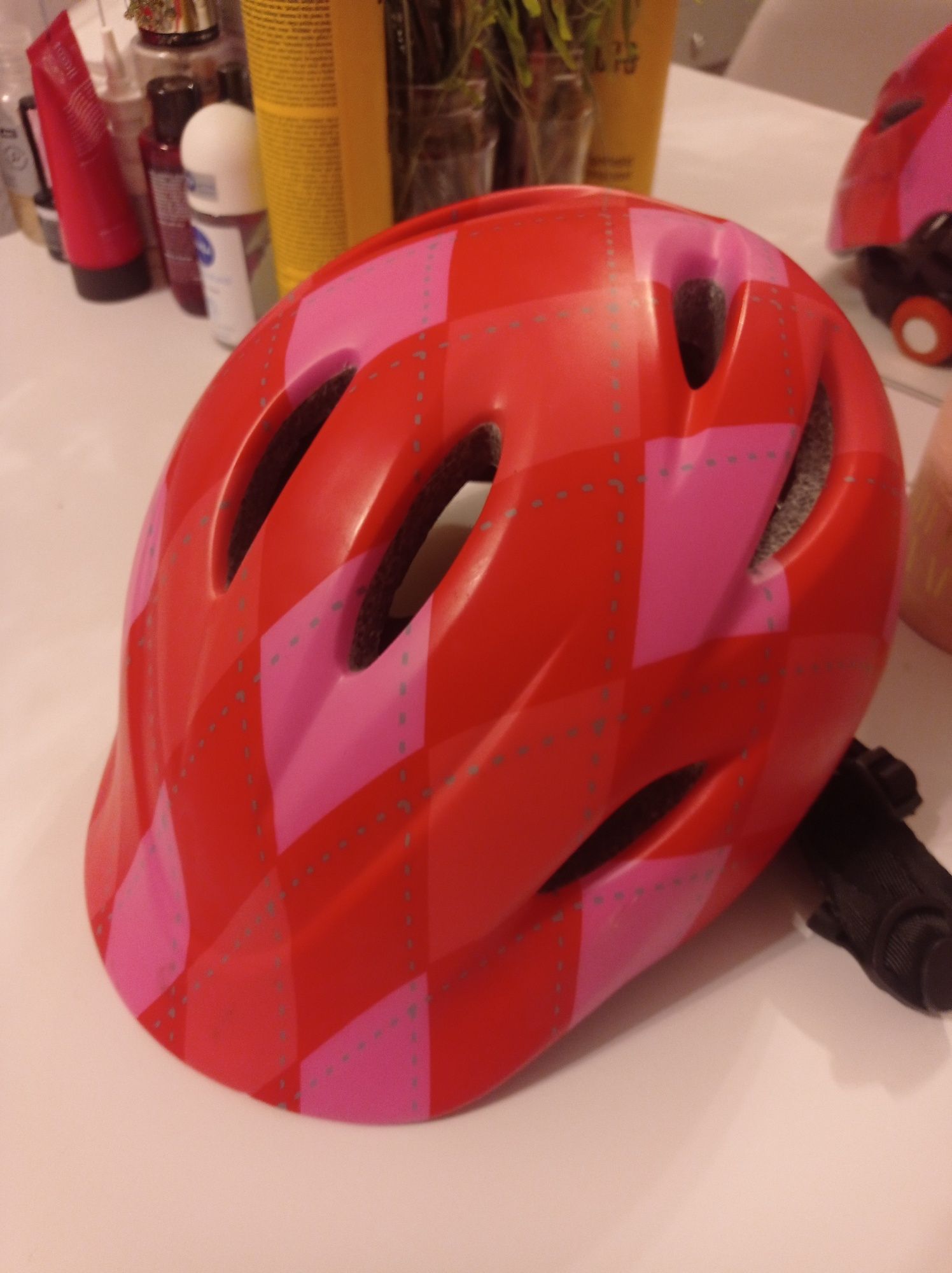 Nowy Kask rowerowy