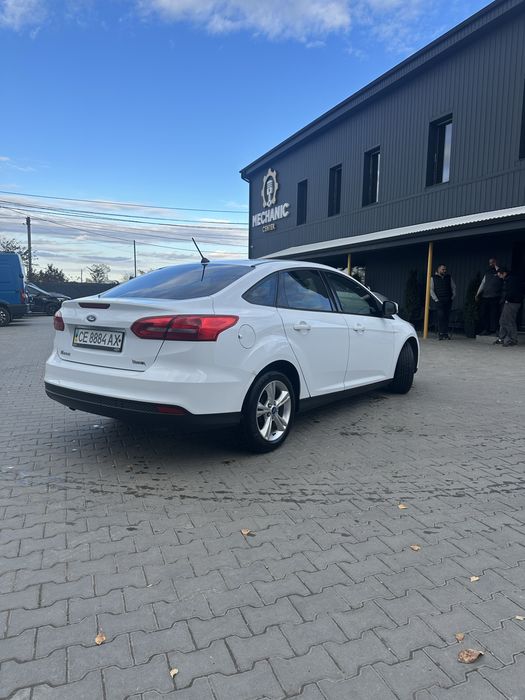 Ford Focus 2017 3(FL) 1.6 бензин 105 к.с. MT