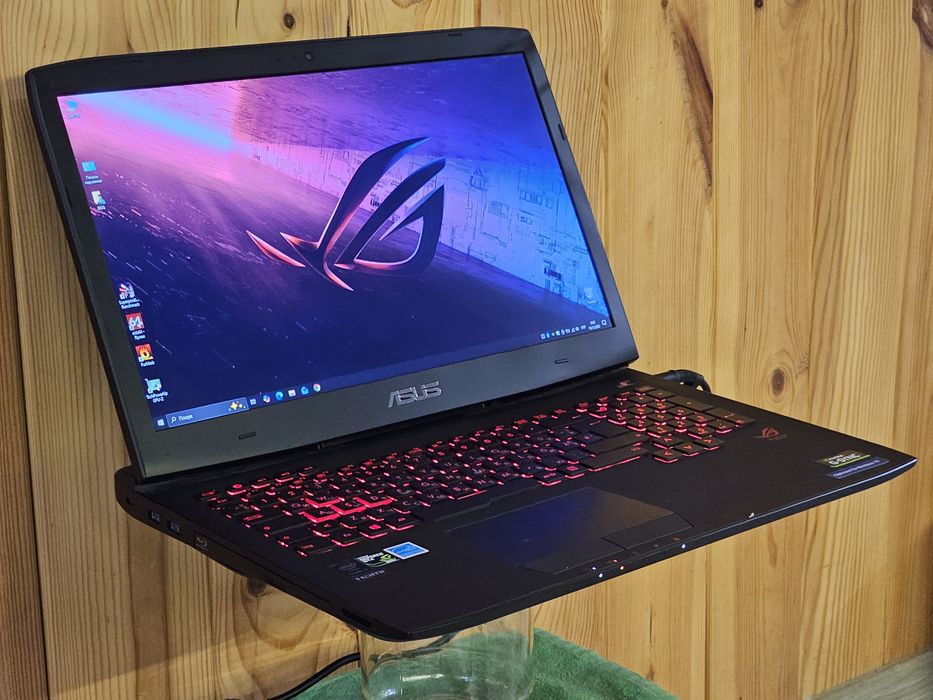 ASUS ROG 17.3" 100Hz/i7 3.6GHz/GTX 980M/RAM 16GB/SSD 256/HDD 1000GB