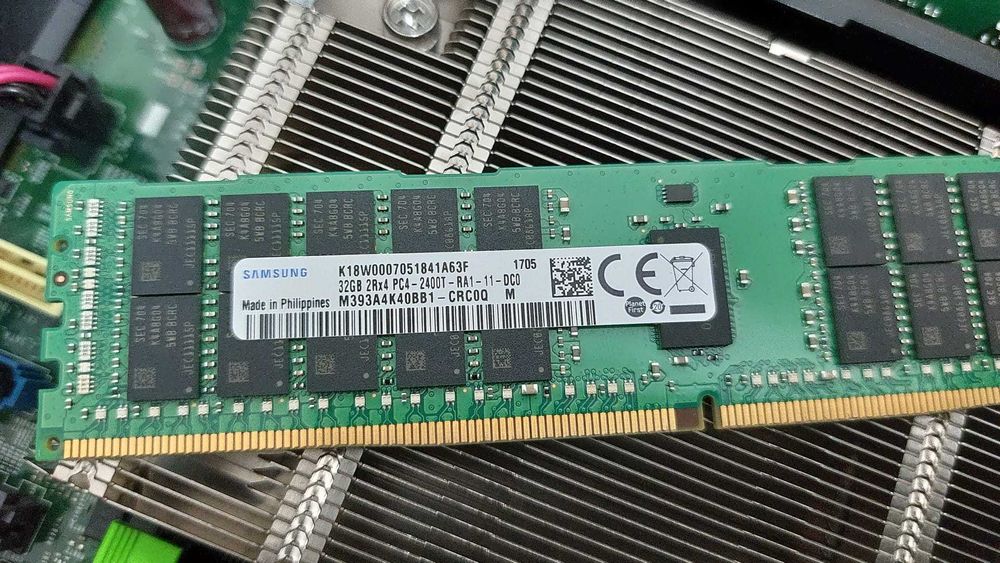 Dell PowerEdge R730  2x2690v4, ddr4 512GB, GPU 2xTesla M60 16gb, 10GbE