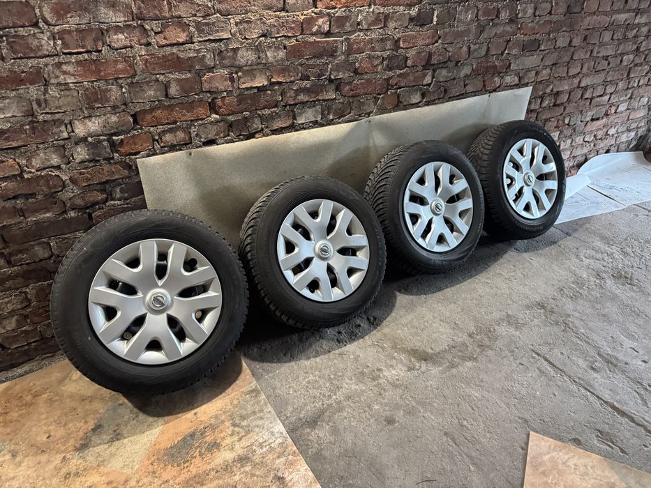 Koła zimowe Nissan 16 5x114.3+opony zimowe 215/65/17