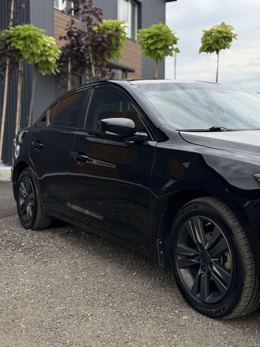 Acura ILX  hybrid 2012