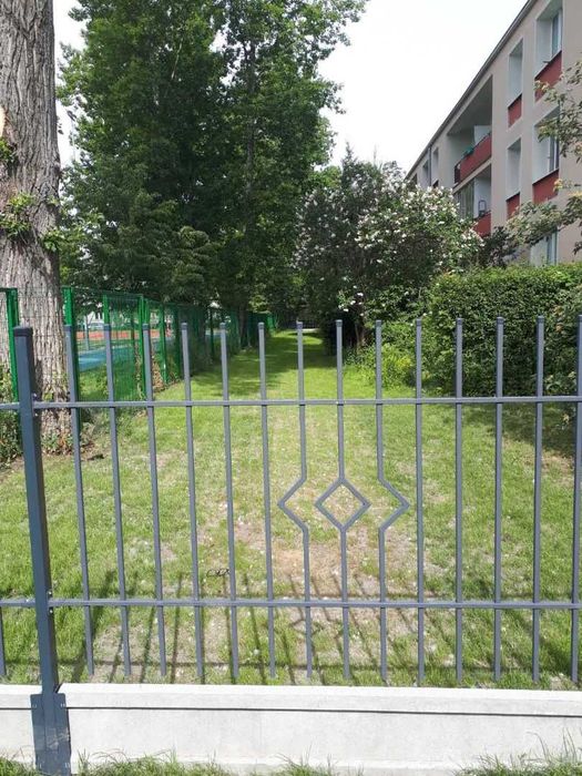 Ogrodzenie z przęseł stalowych - Polagros