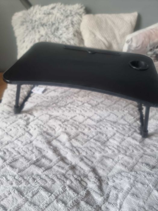 Stolik pod laptop