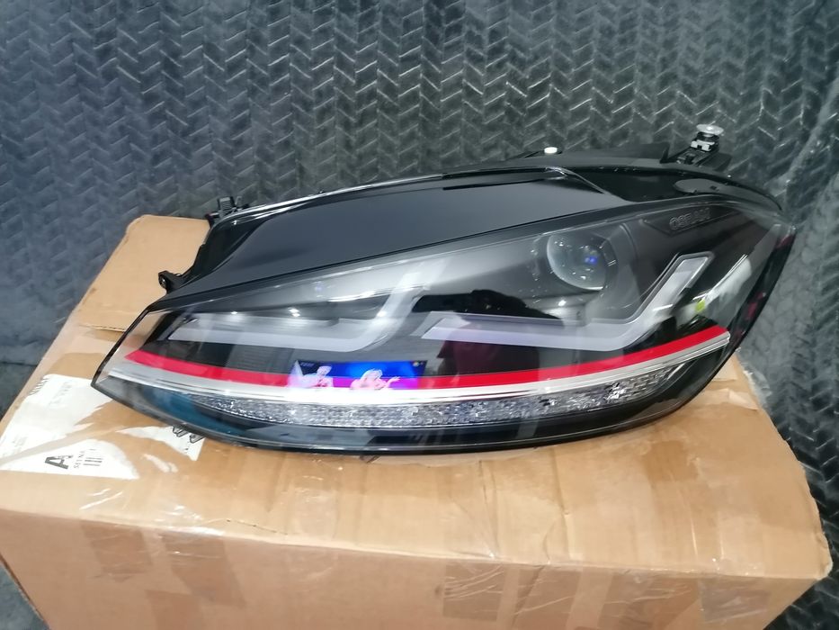 Zestaw Lamp reflektorów  OSRAM LEDHL109-GTI  VW golf 7   Orginał