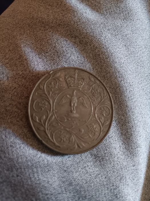 Moeda Rainha Isabel 1977