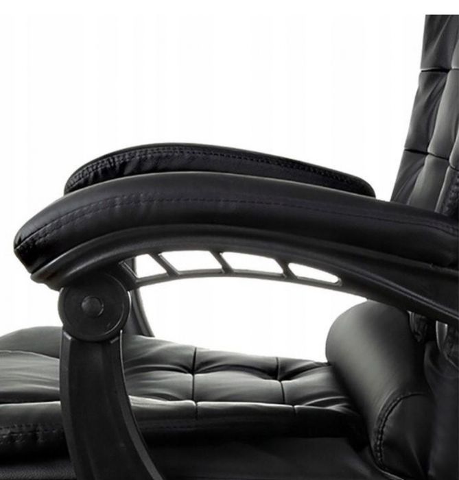 Гарантія рік Нові офісні компʼютерні крісла Aligator T17 чорне біле