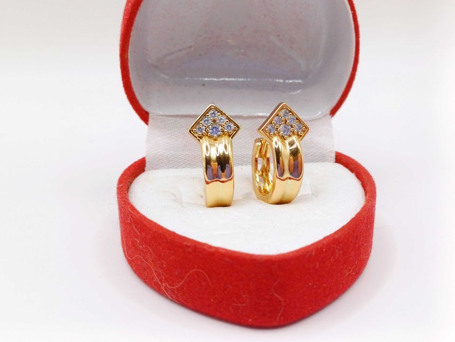 Kolczyki pozłacane kółka kółeczka z brylancikami stal chirurgiczna CA7