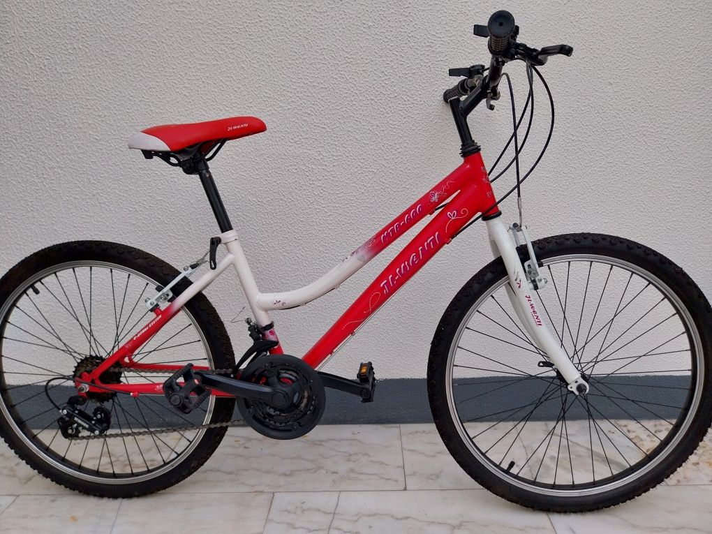 Bicicleta roda 24 modelo MTB 600 (como nova)