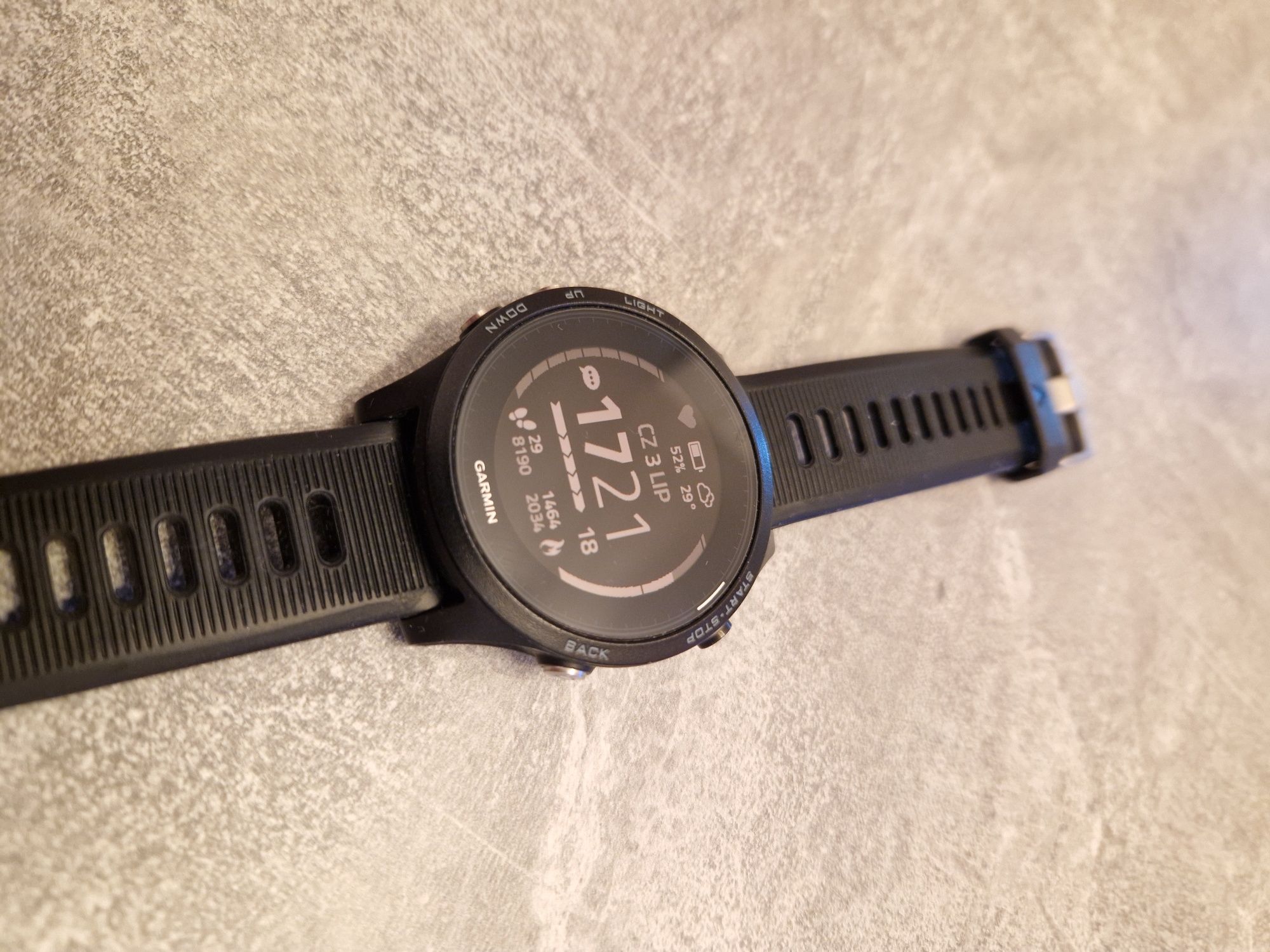Garmin Forerunner 935 – idealny stan, tylko treningowy | kabel
