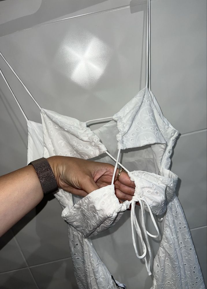 Zara długa ażurowa sukienka wiązana na plecach r xl
