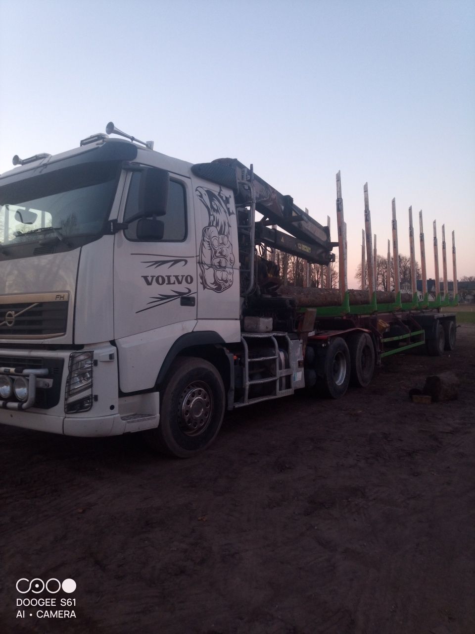 Volvo fh 6x4 do drewna lub zamienię na ciągnik siodłowy Volvo fh