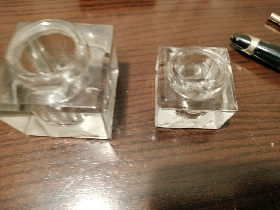 Material de secretária antigo decoração canetas etc.