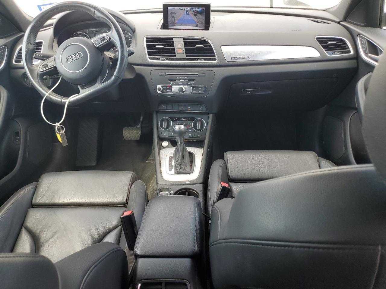 2018 року AUDI Q3 Premium Plus