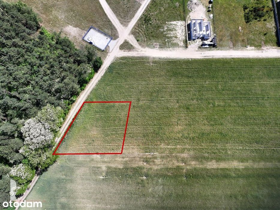 Piękna działka w zielonej okolicy z WZ