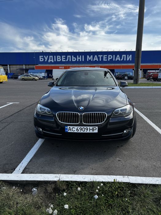 Продаю власне авто бмв ф 10