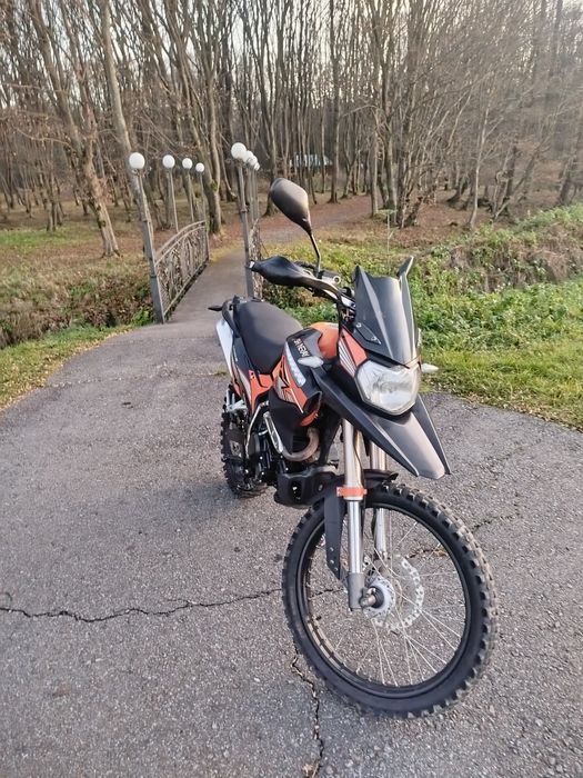 Продам Shineray 250 6b