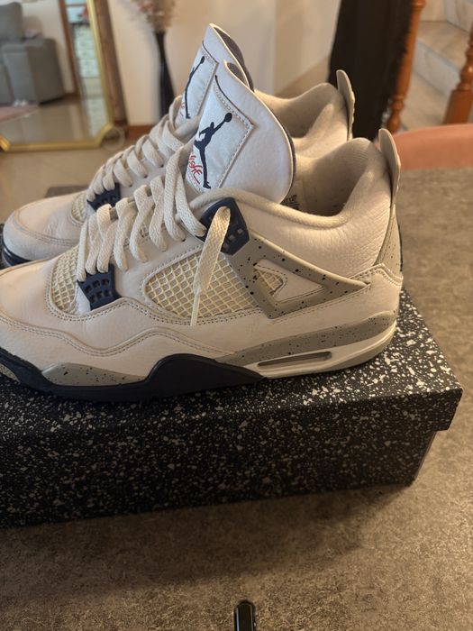 Jordan IV “Midnight navy”