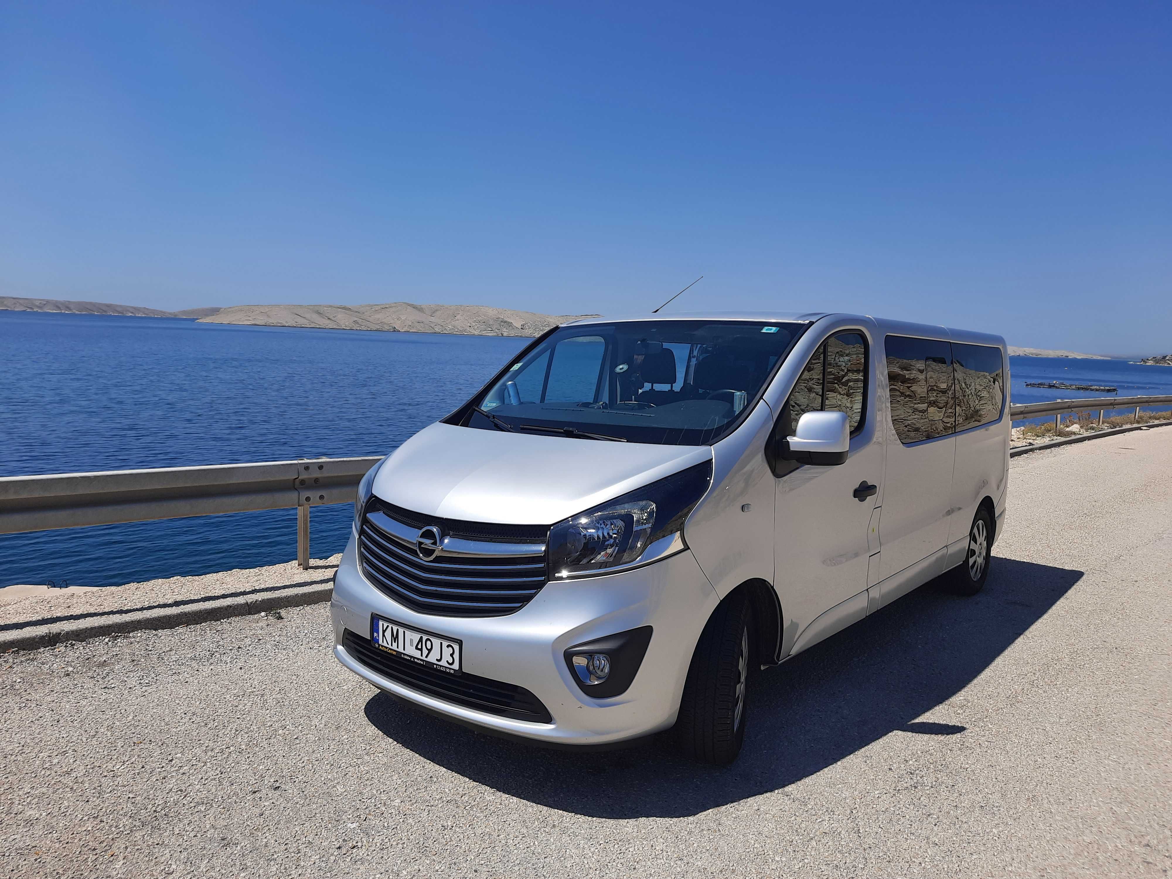 Wynajem busa 9-osobowego Opel Vivaro!! Winiety!! Wolne wakacje!!