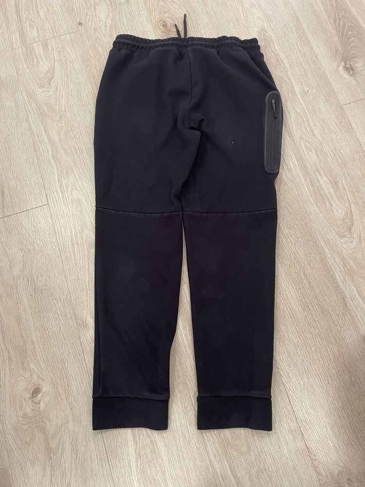 Штани nike tech fleece, розмір M