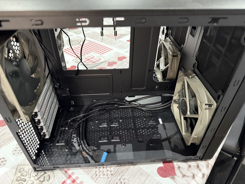 Fractal Node 804