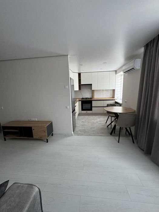 Сдается 1 комнатная просп. Б. Хмельницкого 8