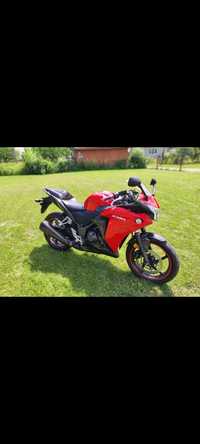 Honda cbr 250r 2014