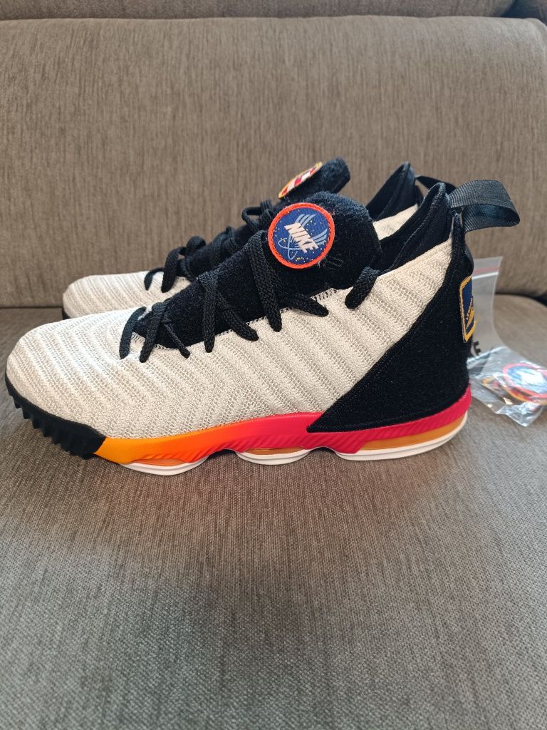 Buty Nike LeBron