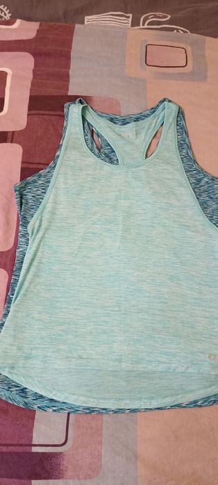 Фірмові спортивні жіночі майки