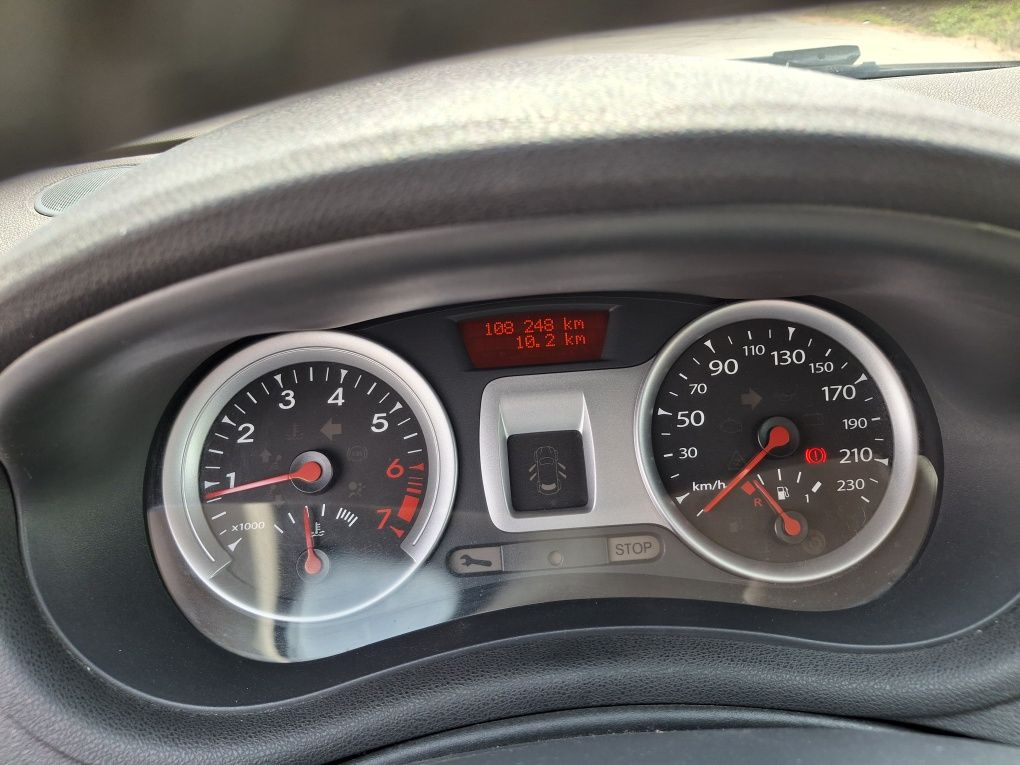 Clio 1.2 100cv 108000klm