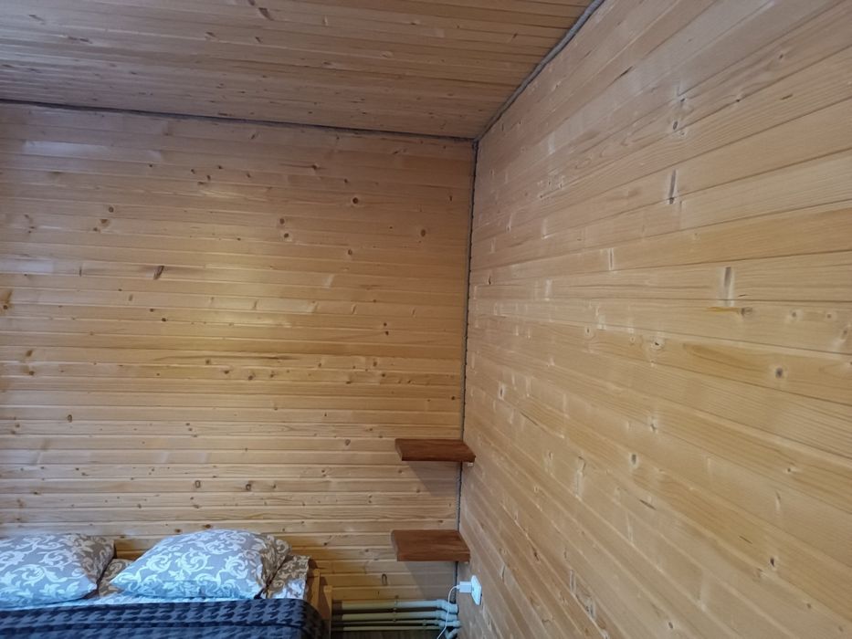 Фальшбрус, вагонка та підлога