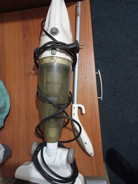 Продам пилосос Mystery