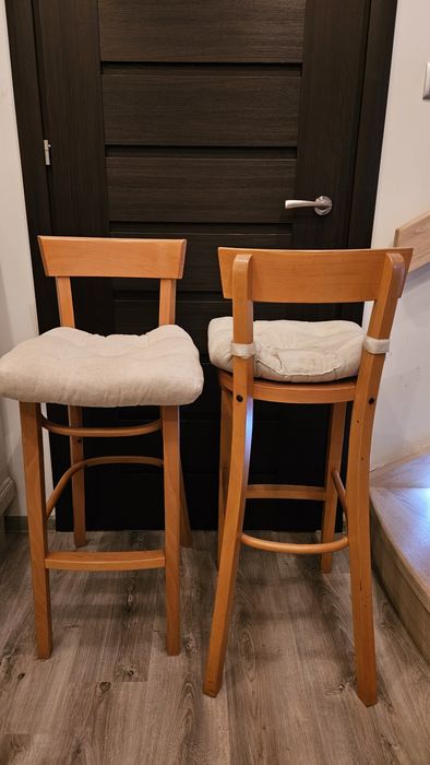 Hokery 2 szt. drewno z poduszkami Ikea