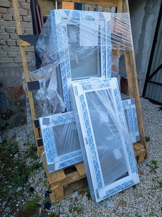 Okna pcv białe nowe od ręki