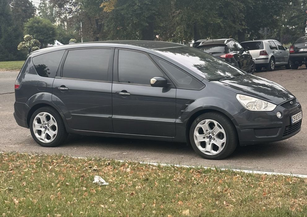 Продам чудовий сімейний автомобіль !!!