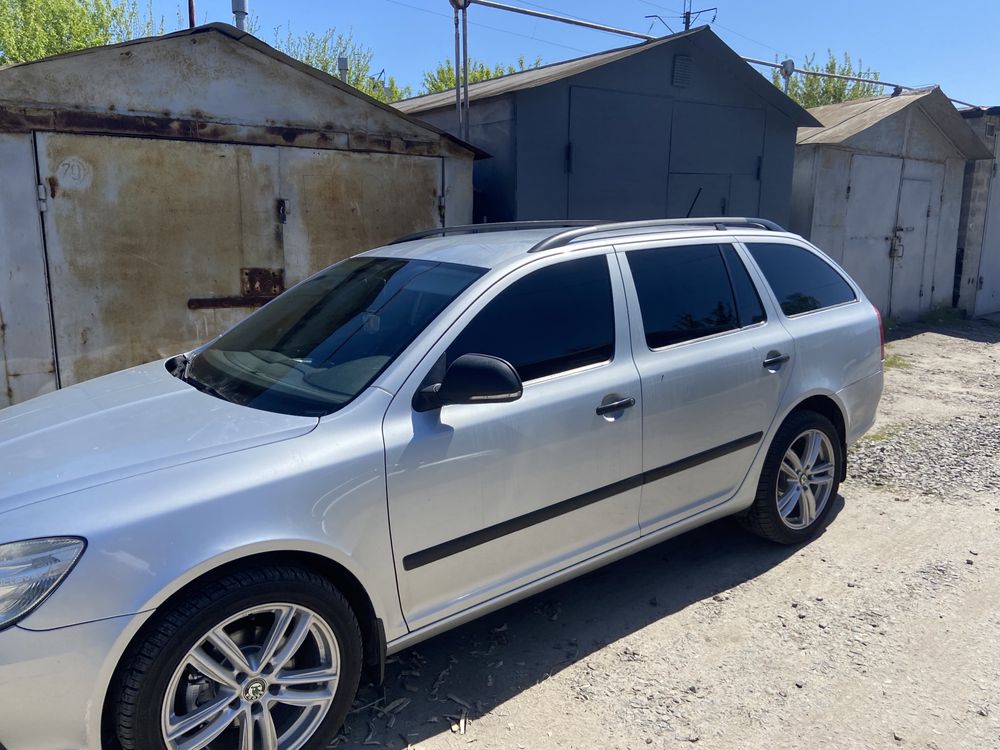 тоніровка авто Поліровка Розтоніровка