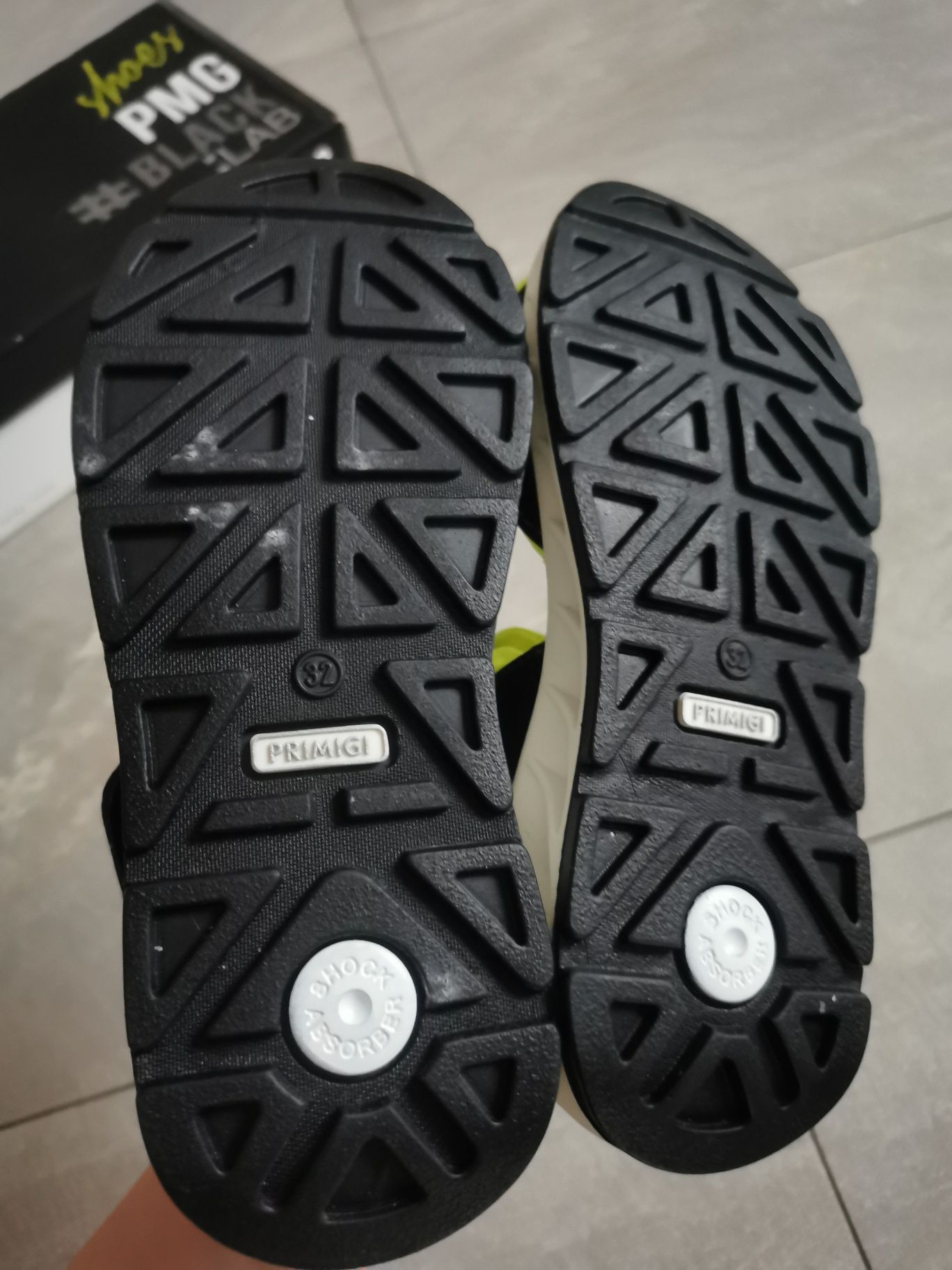 Nowe Sandały Primigi 32 sandałki chłopięce klapki buty na lato fluo