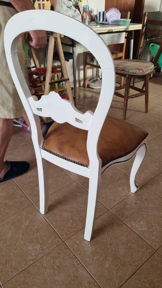 Cadeira antiga | restaurada