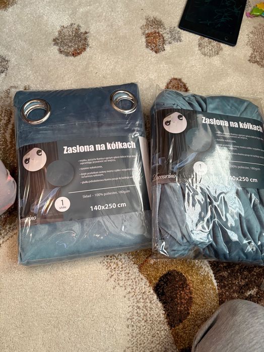 Zasłony okienne na kółkach