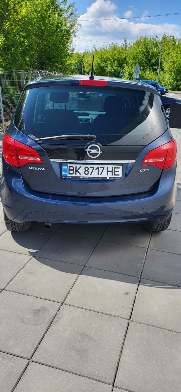 Opel meriva B Edition 2012 1.7диз 81k.w